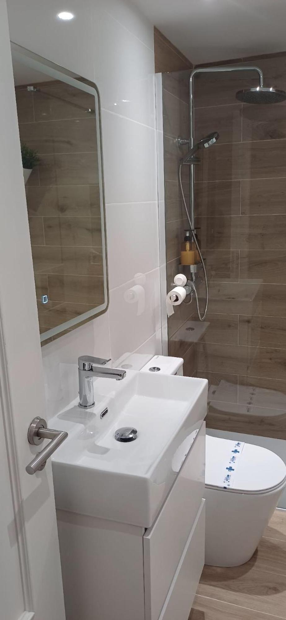 Airport Madrid Plenilunio Suites Green By Bebalmy Екстериор снимка
